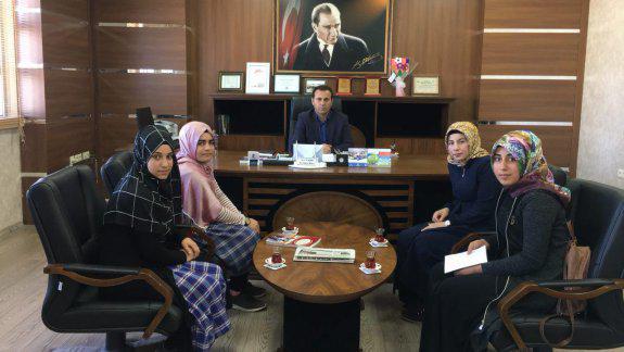 Tp Kız Anadolu İmam Hatip Lisesi Öğrencileri Müdürümüz  ile Röportaj Yaptı