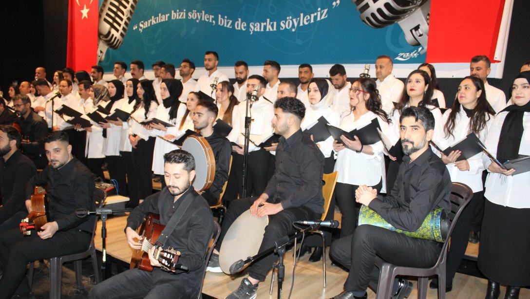 Öğretmenler Korosundan Türk Müziği Korusu