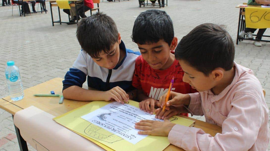 Kahta Şehit Nazif Kaplan İmam Hatip Ortaokulunda Bilgi Yarışması Düzenlendi