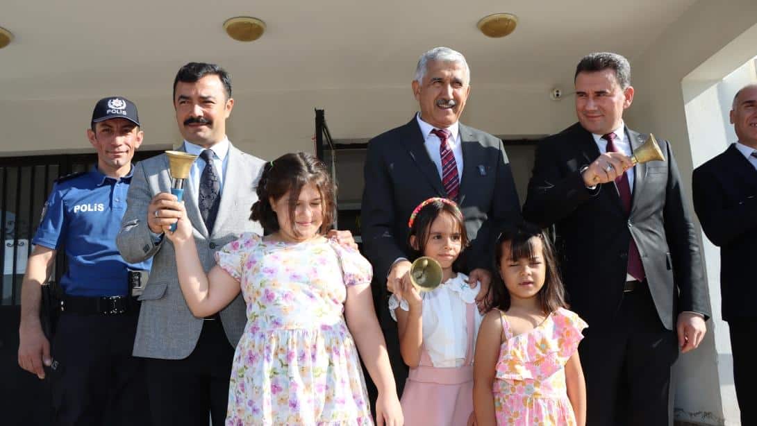 Kahta'da 38 Bin Öğrenci Dersbaşı Yaptı